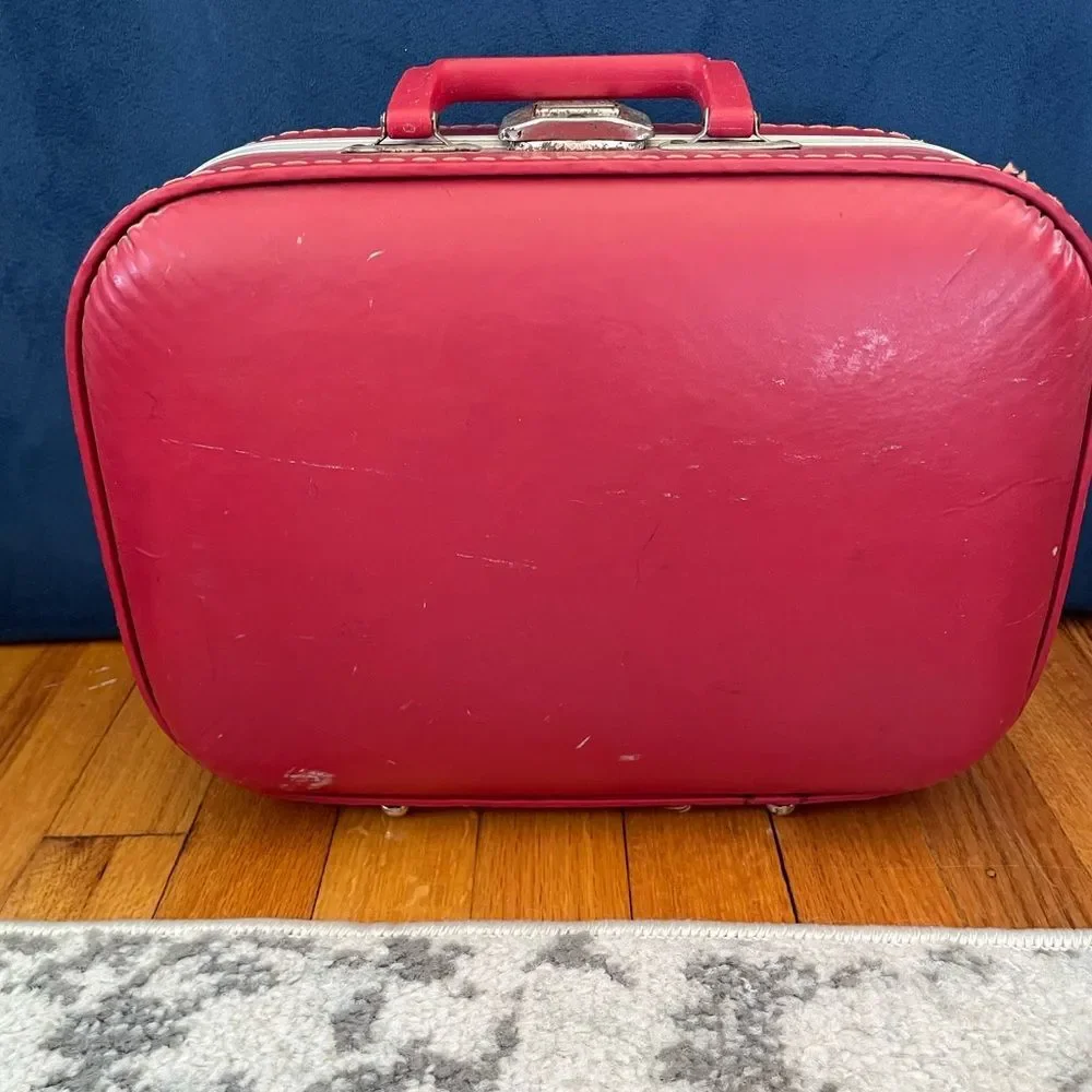 Going to grandmas vintage suitcase